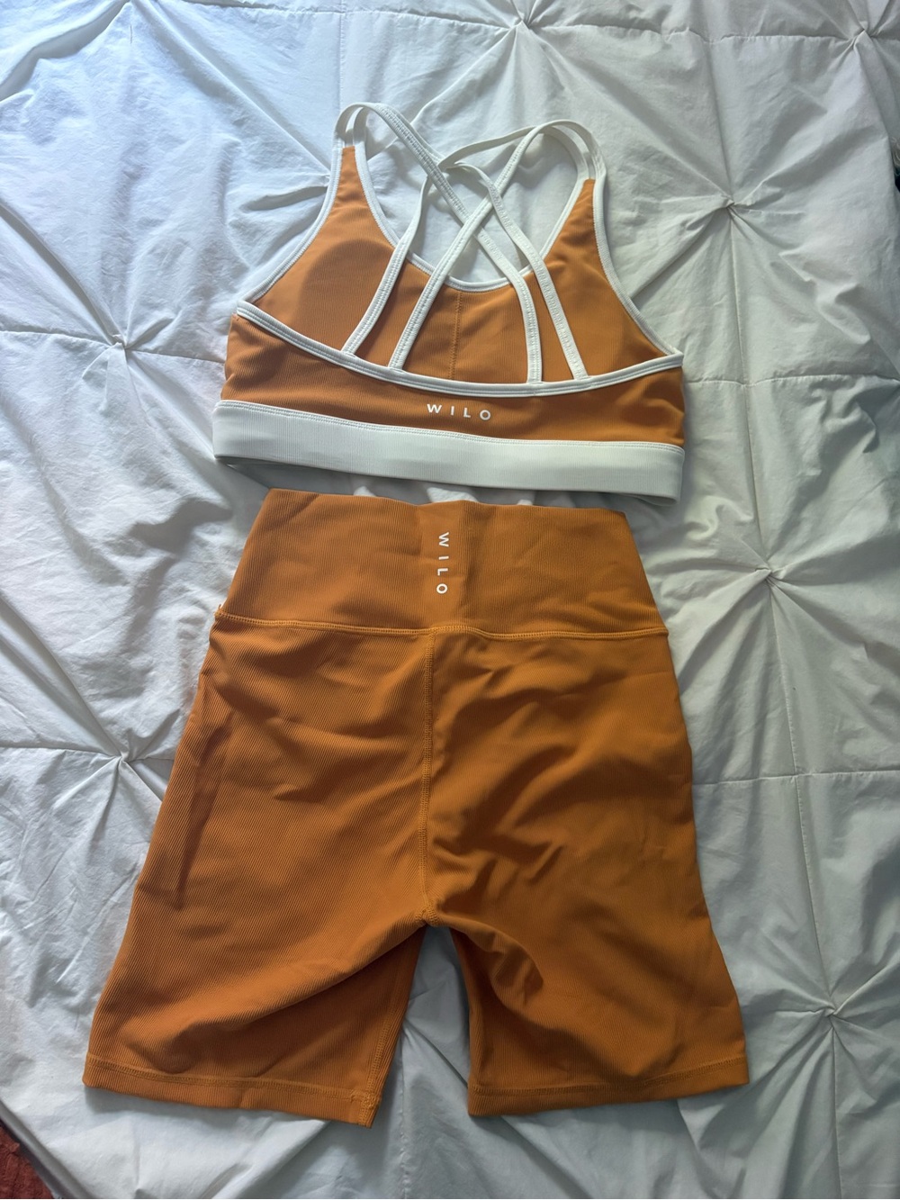 Wilo The Label Women's Sports Bra and Shorts Set - NWOT - Picture 2 of 2